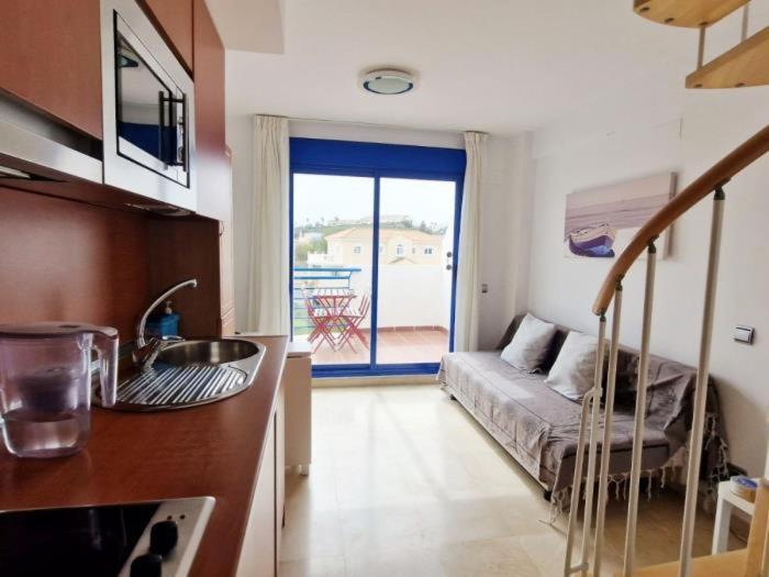 Duplex Los Patos 1 Bedroom ベナルマデナ エクステリア 写真