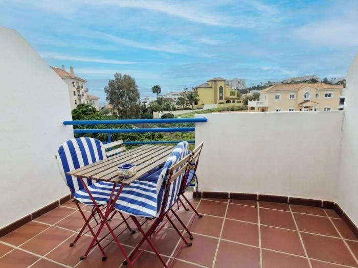 Duplex Los Patos 1 Bedroom ベナルマデナ エクステリア 写真